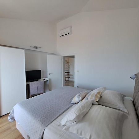 Apartments Marija Brela Exterior foto